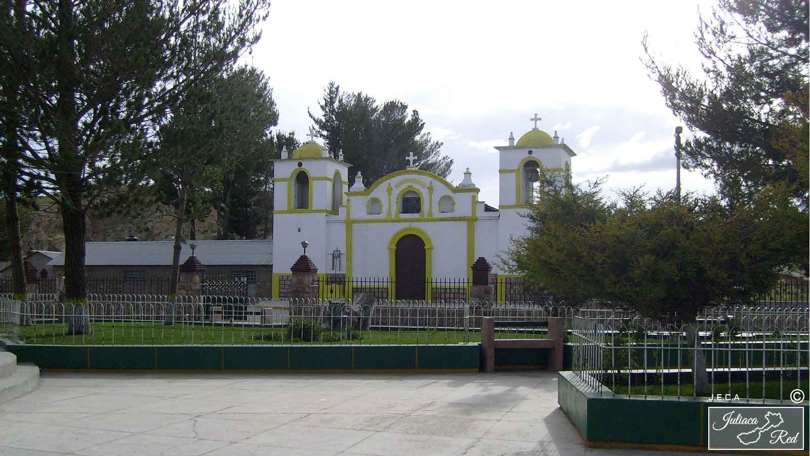 Iglesia San Felipe de Caracoto