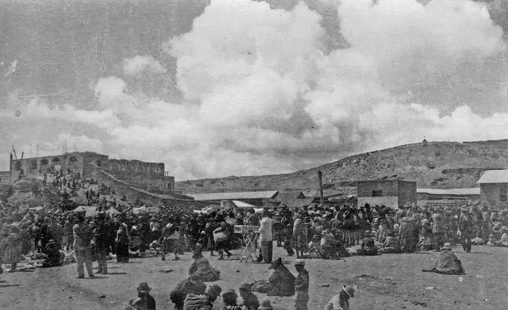 Mercado Santa Barbara de Juliaca, año 1953